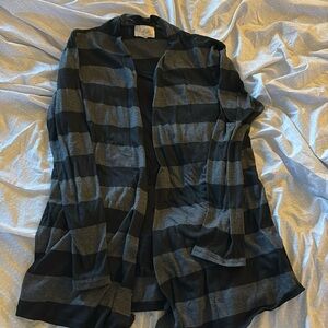 Black long sleeve shirt.